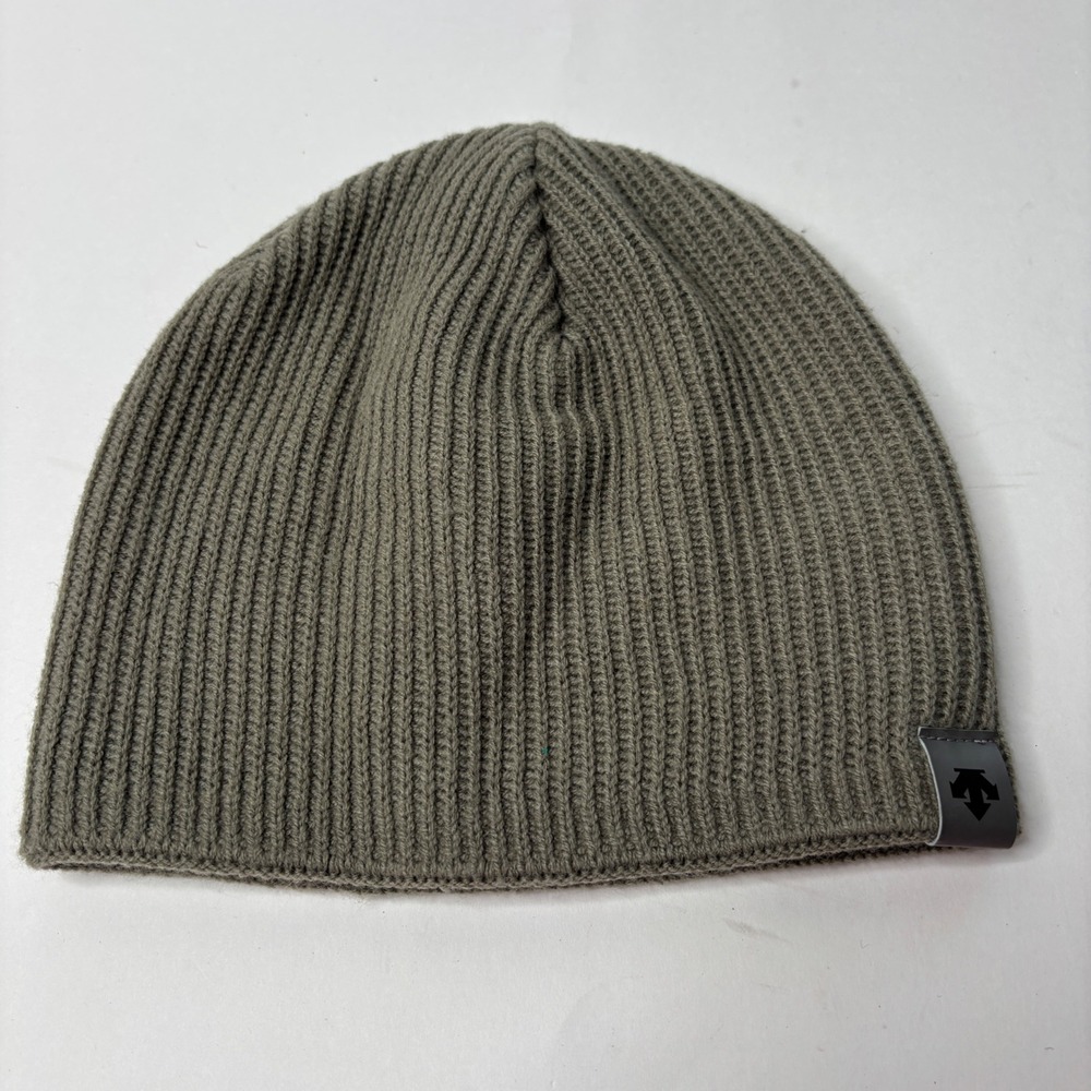 Descente D6-0700 Ribbed Knit Beanie Hat Gray Made in Japan Gorpcore Techwear
